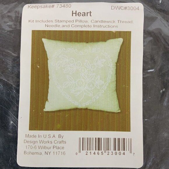 Design Works Crafts DWC 3004 Heart Candlewick 14 inch Pillow Kit 73480 - Picture 2 of 6